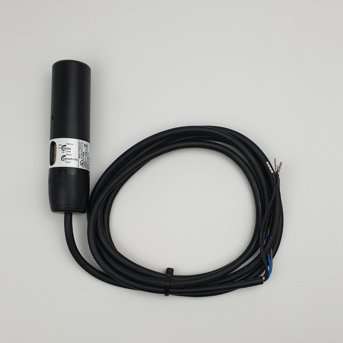 DOL43R Proximity Sensor - 90-250V AC - Val-Co