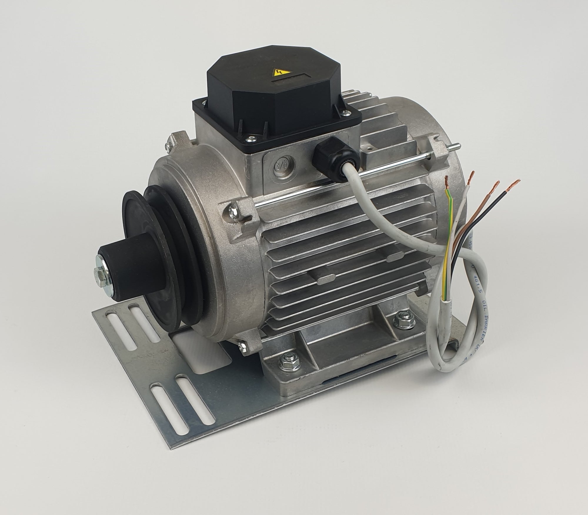 1.5HP 3-phase Fan/Motor/Plate & Pulley